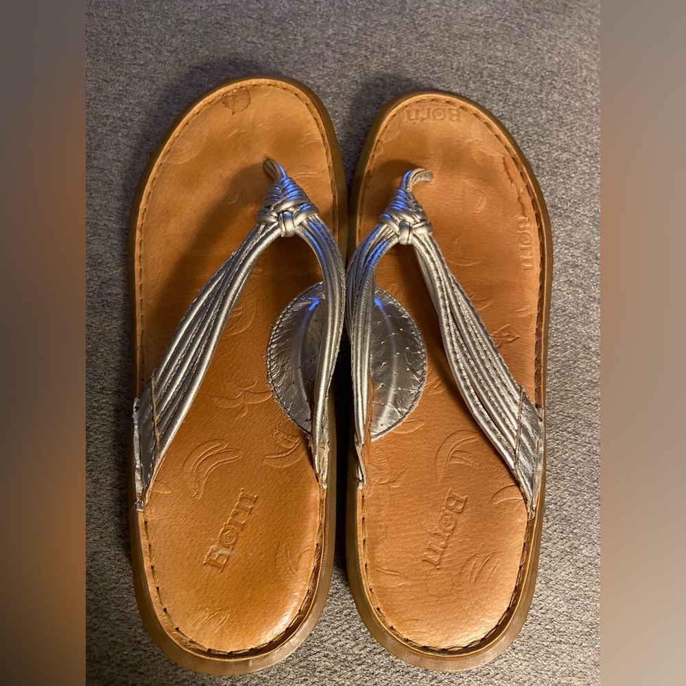 Born Silver Sandals Sz 10